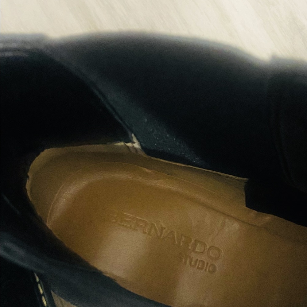 Bernardo Women's Black Ankle Boots - Picture 2 of 12